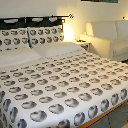 Costa Morroni Леванто