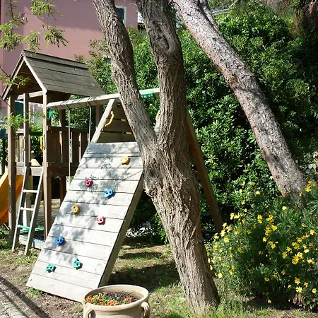 아파트호텔 Costa Morroni 레반토