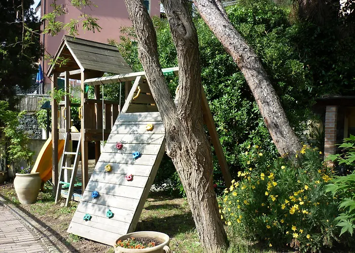 Apartahotel Costa Morroni Levanto